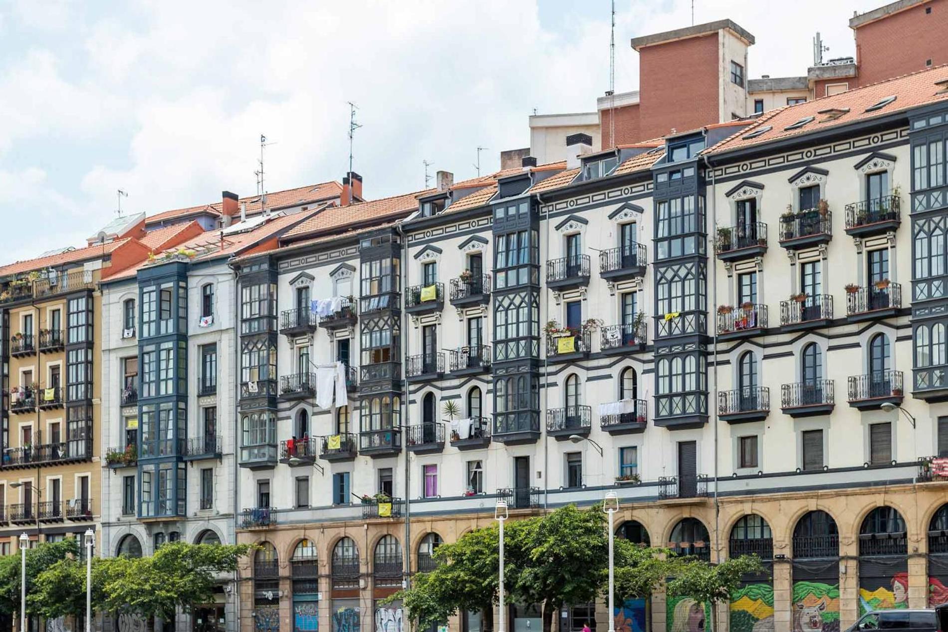 Old Town Core Next To Plaza Nueva Bilbao Esterno foto